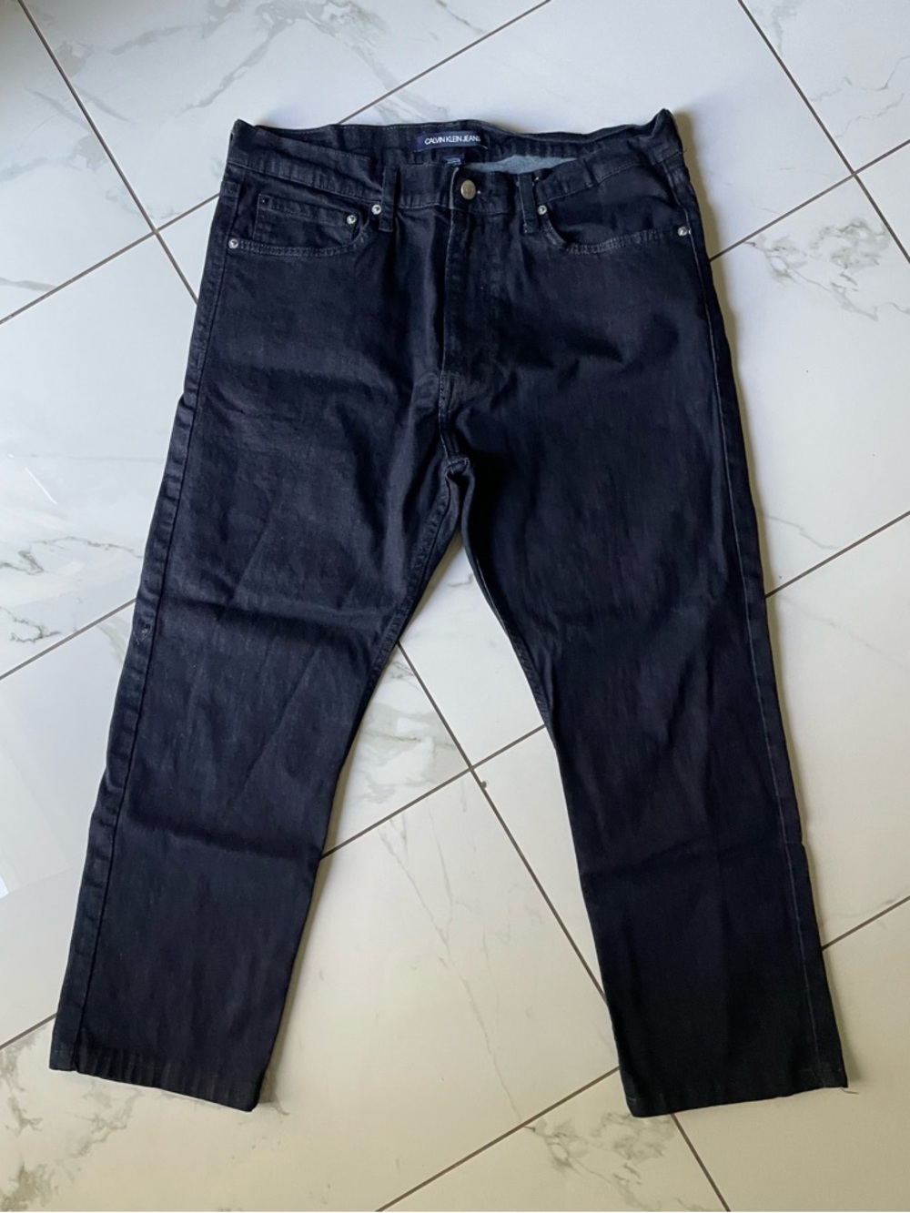 Calvin Klein Jeans Men's super dark blue almost Black Straight Jeans.  W36